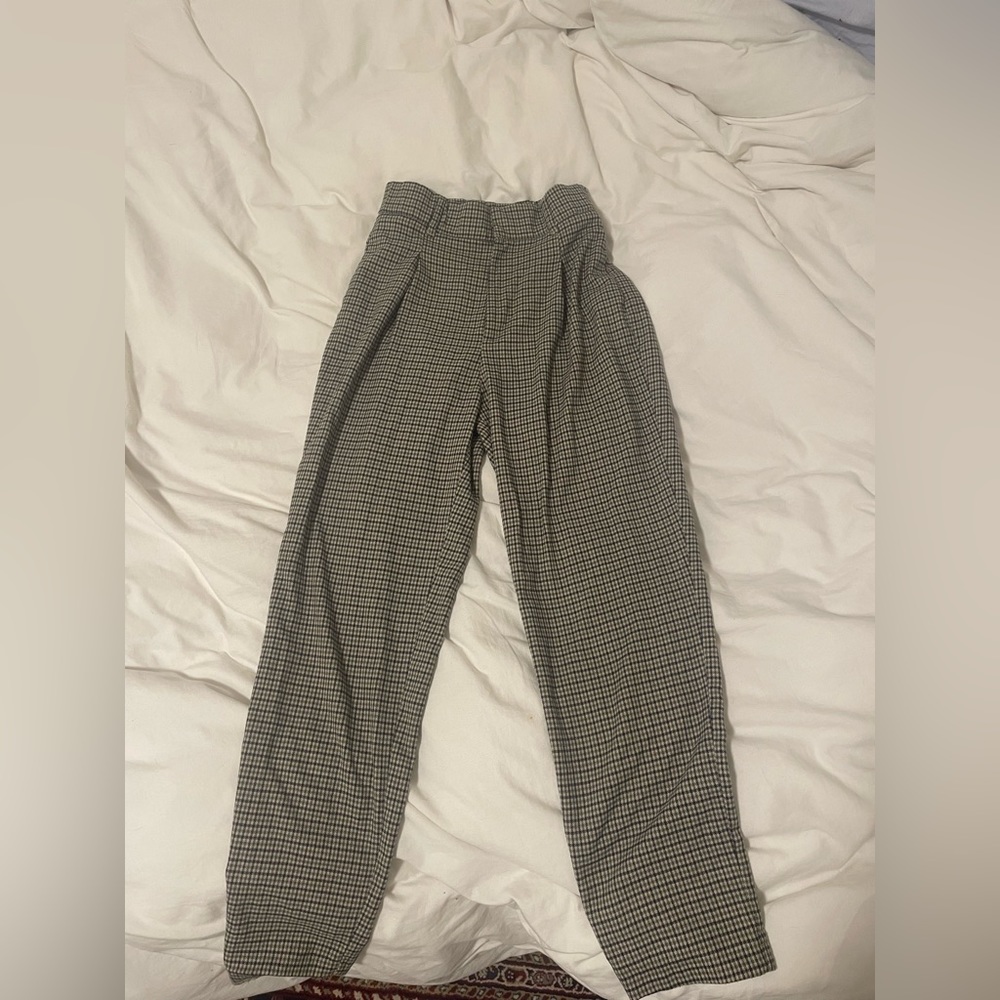 Pleated plaid Zara trousers